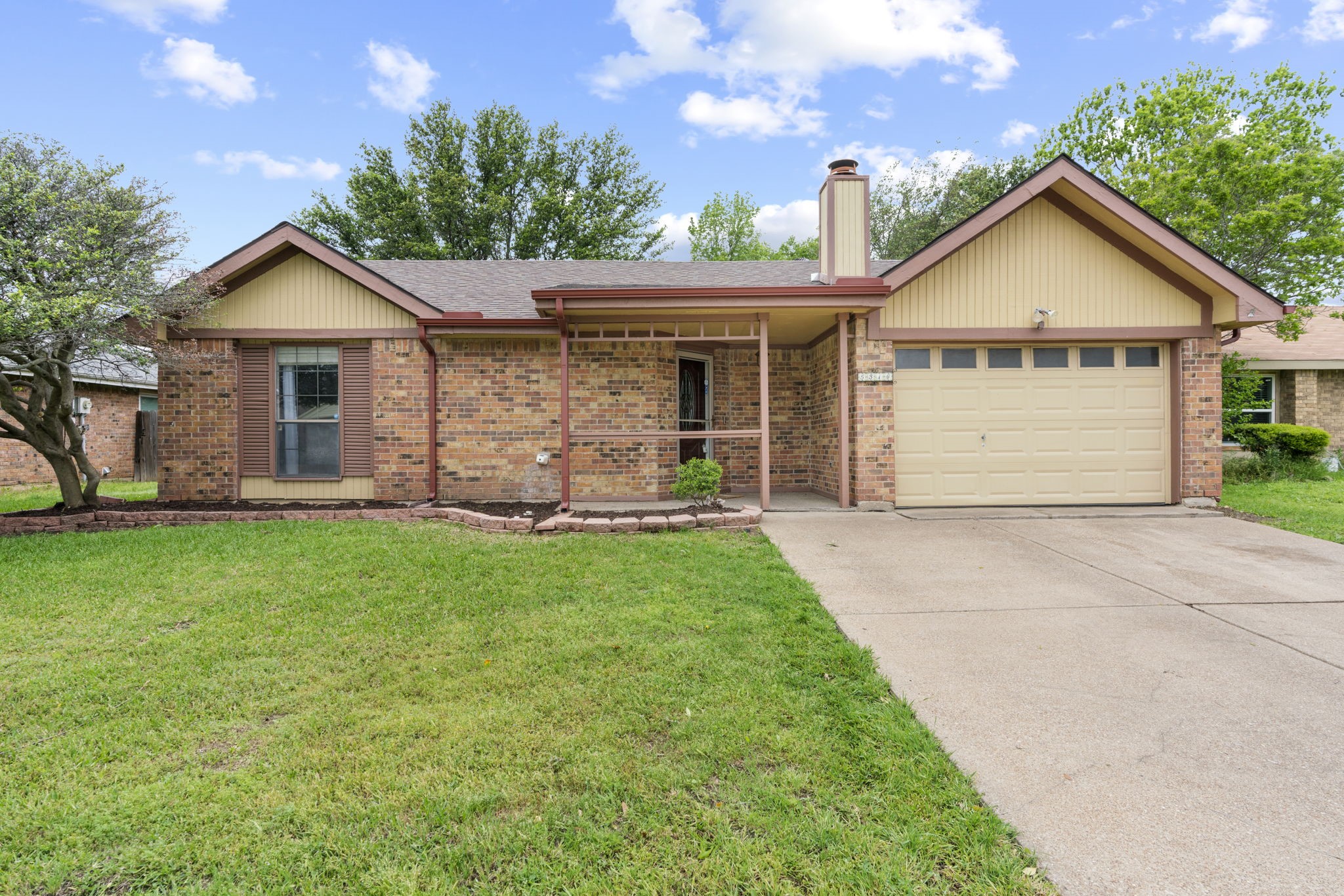 5316 Yaupon Drive Arlington TX 76018