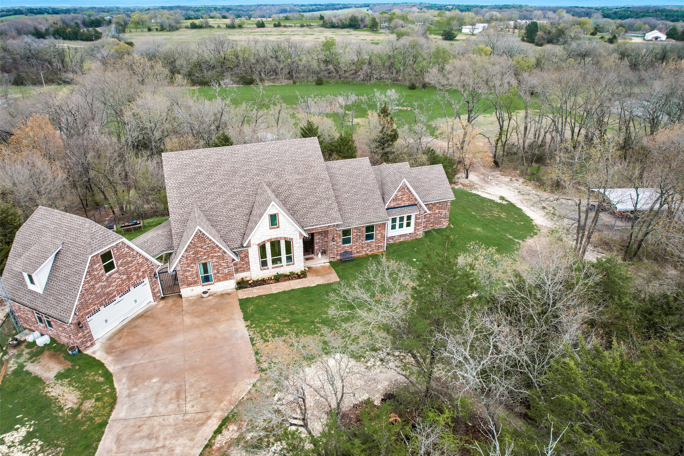 460 Burks Road Whitewright TX 75491