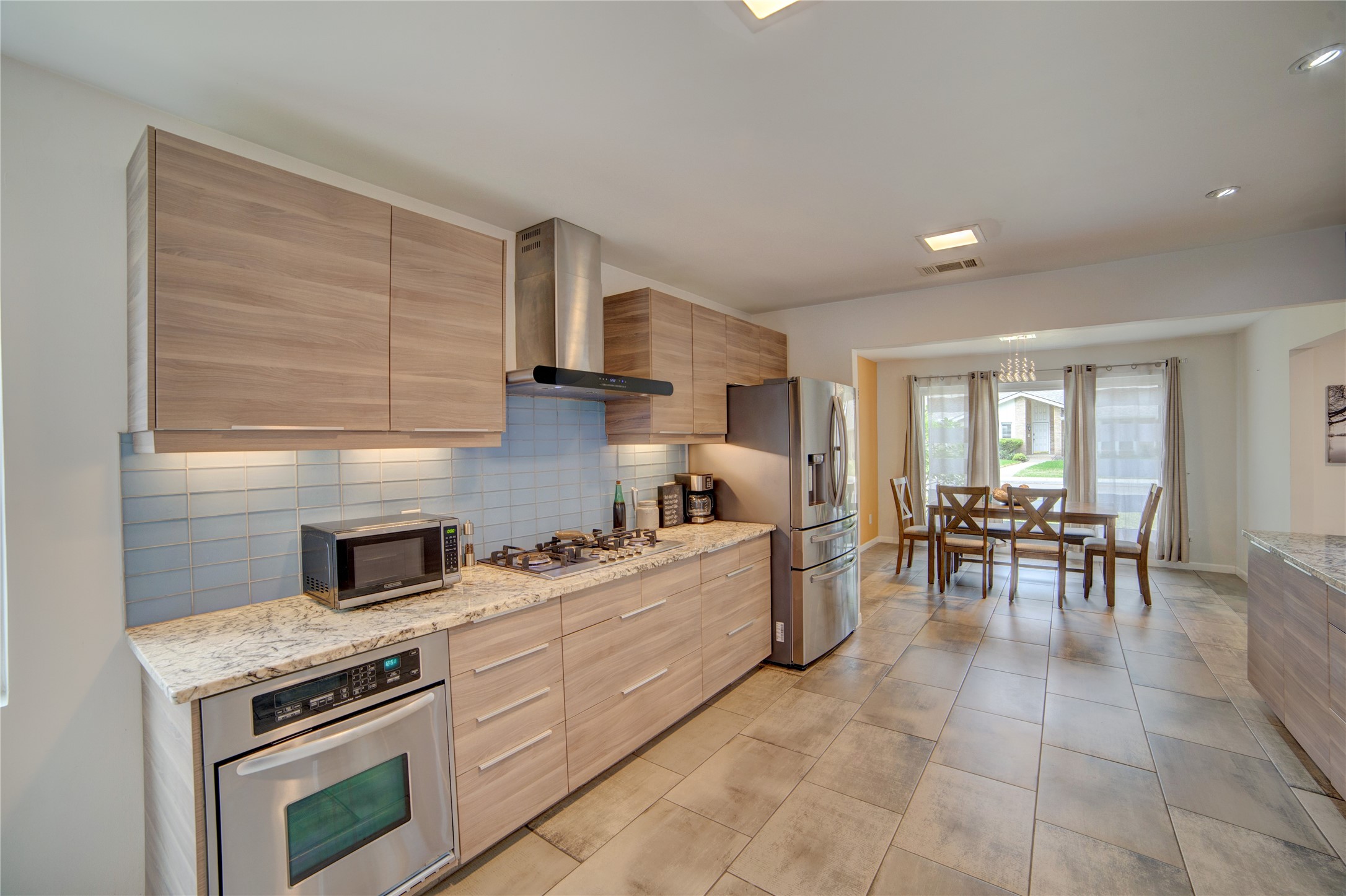 6822 Saint Anne Street Dallas TX 75248