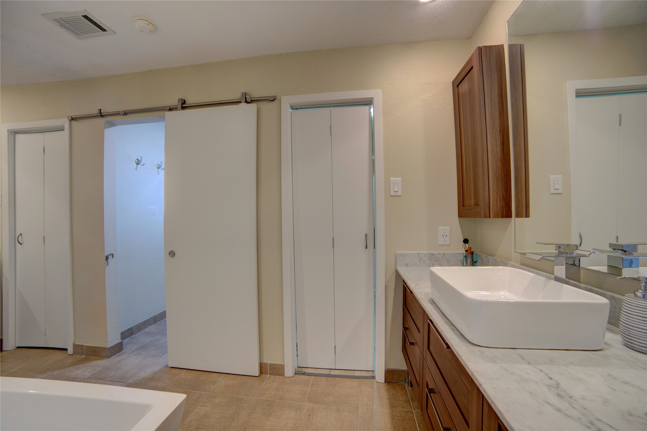 6822 Saint Anne Street Dallas TX 75248