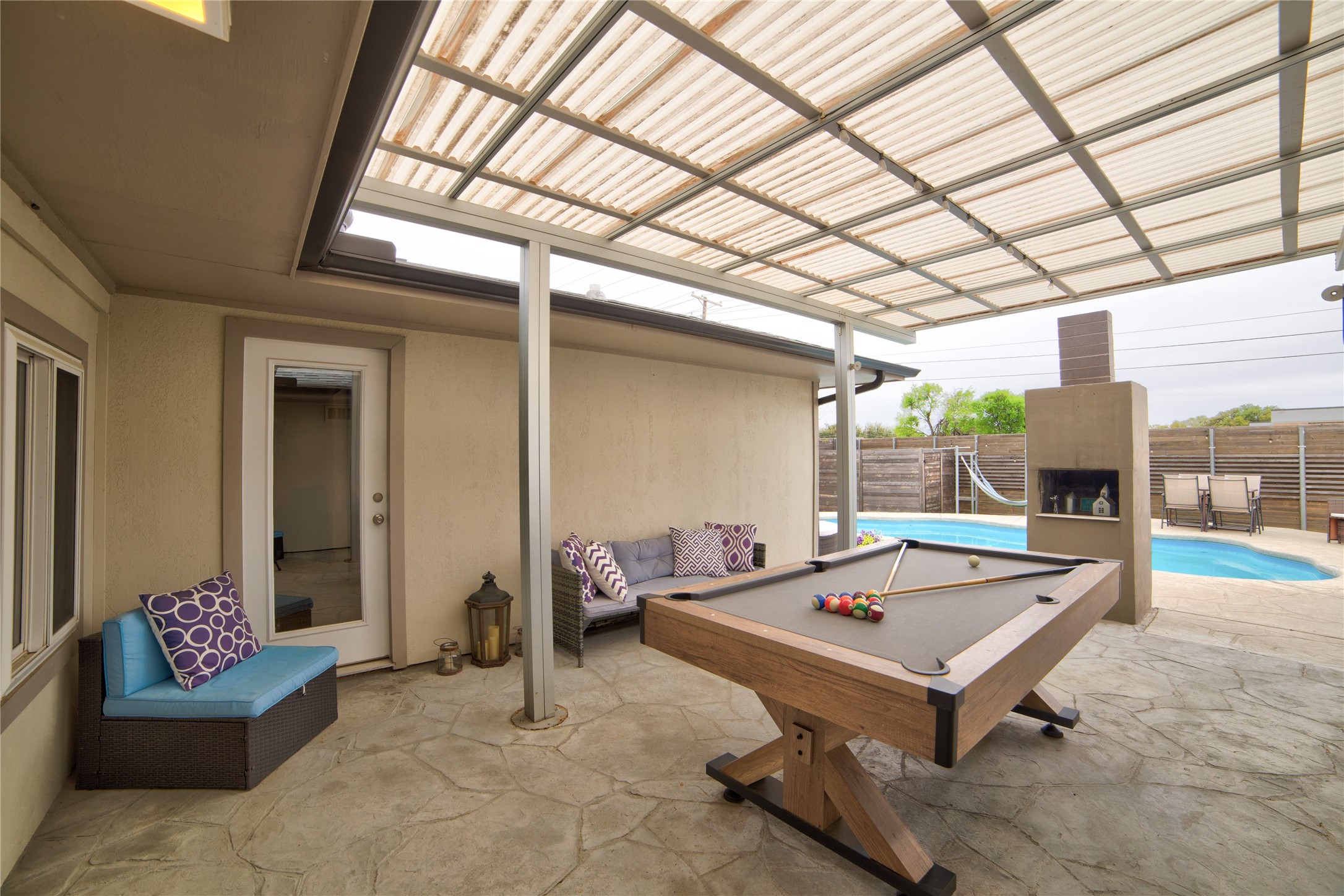 6822 Saint Anne Street Dallas TX 75248