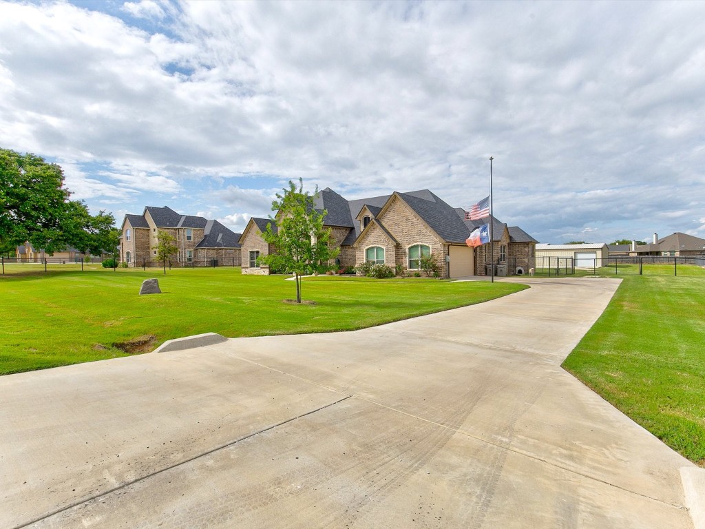 109 Cambree Court Springtown TX 76082