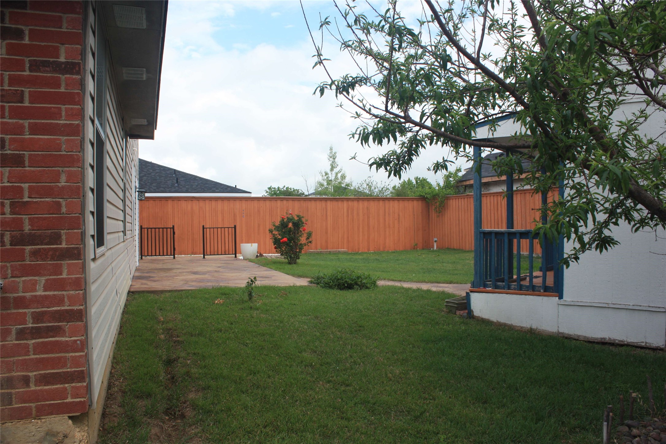 1328 Dandelion Trail Burleson TX 76028