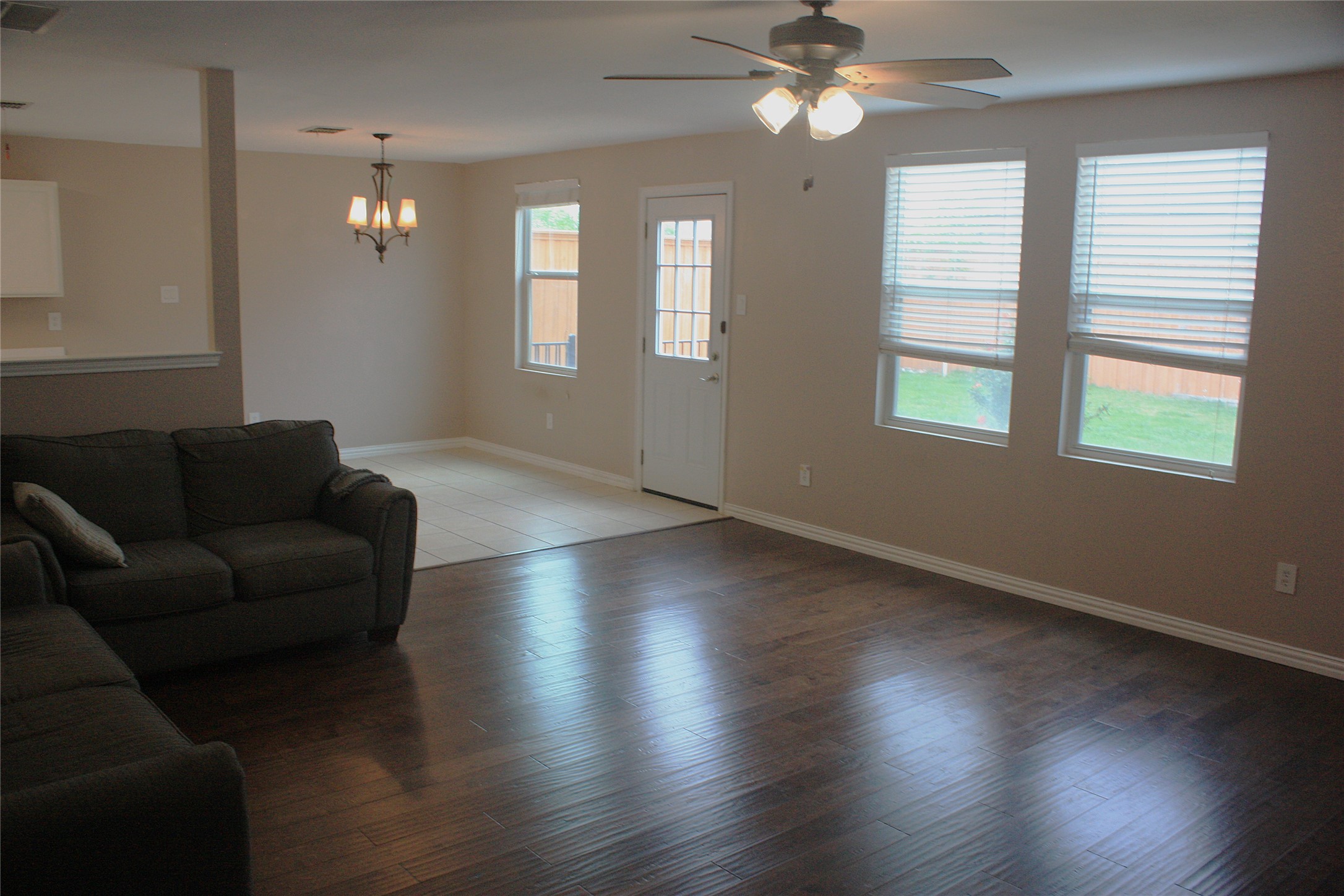 1328 Dandelion Trail Burleson TX 76028
