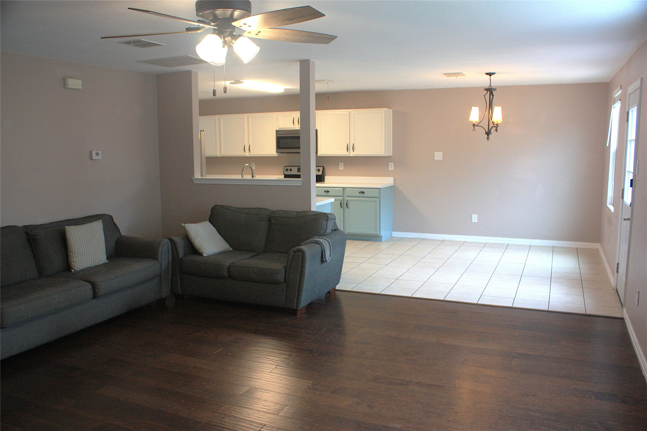 1328 Dandelion Trail Burleson TX 76028