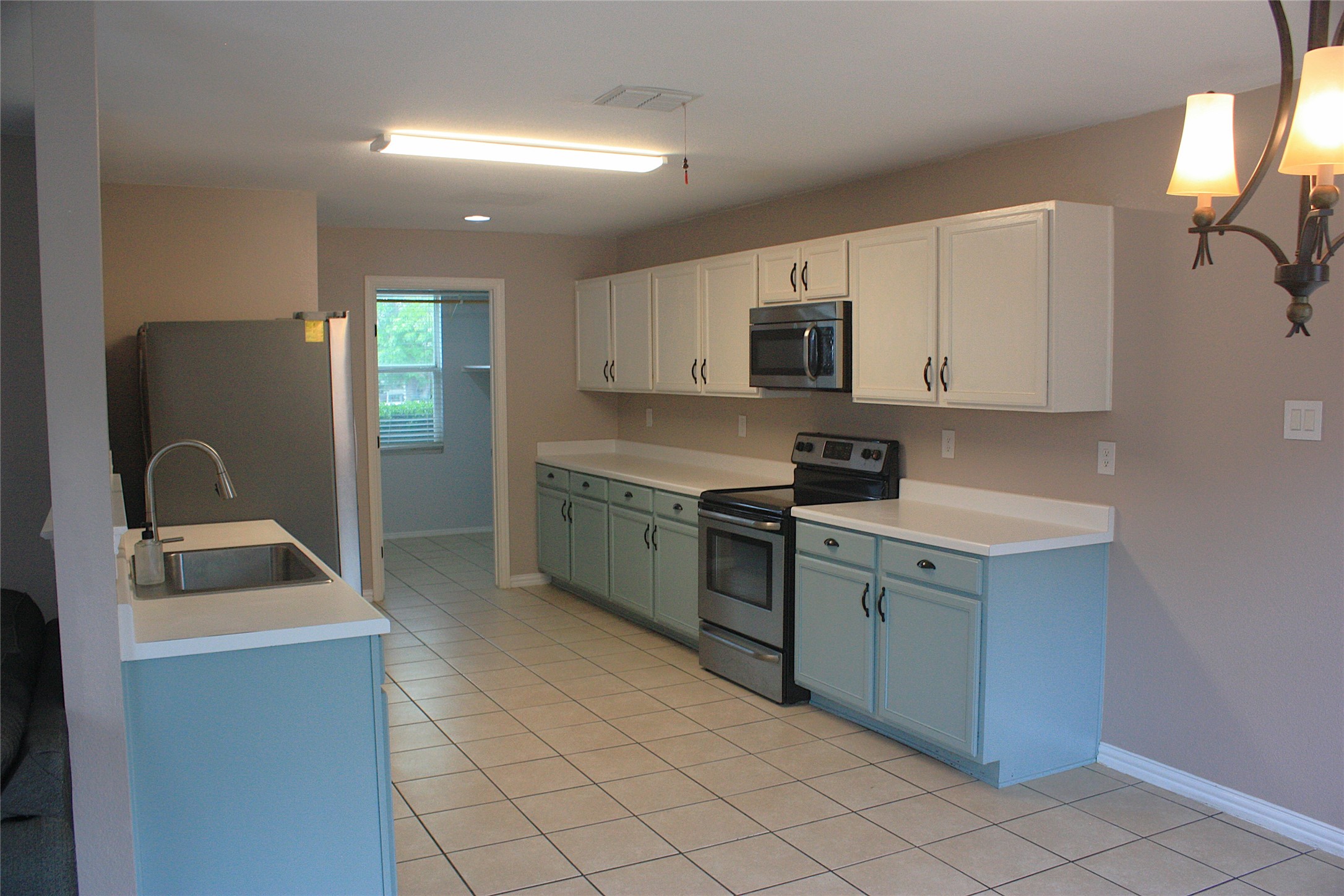 1328 Dandelion Trail Burleson TX 76028