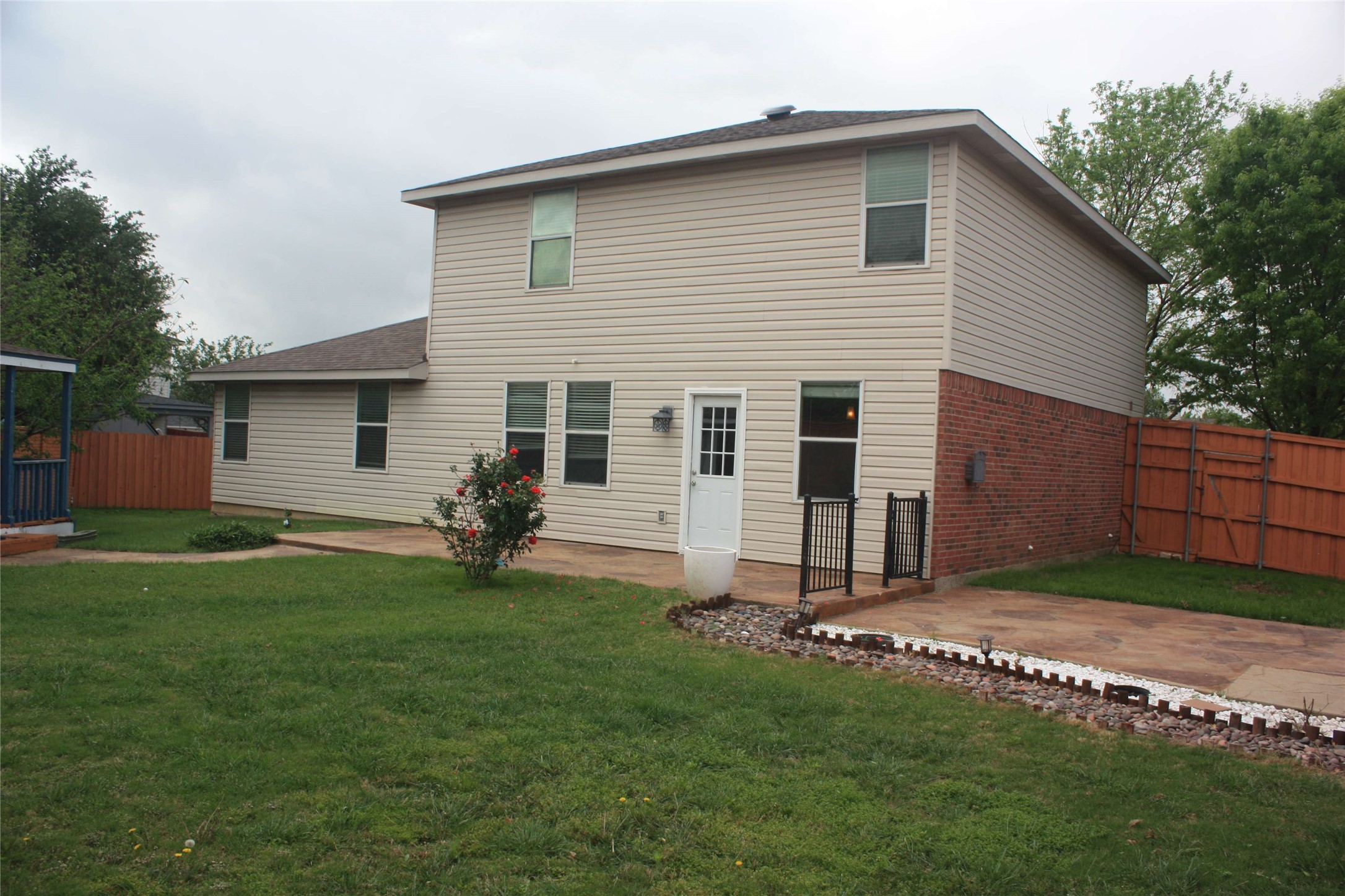 1328 Dandelion Trail Burleson TX 76028