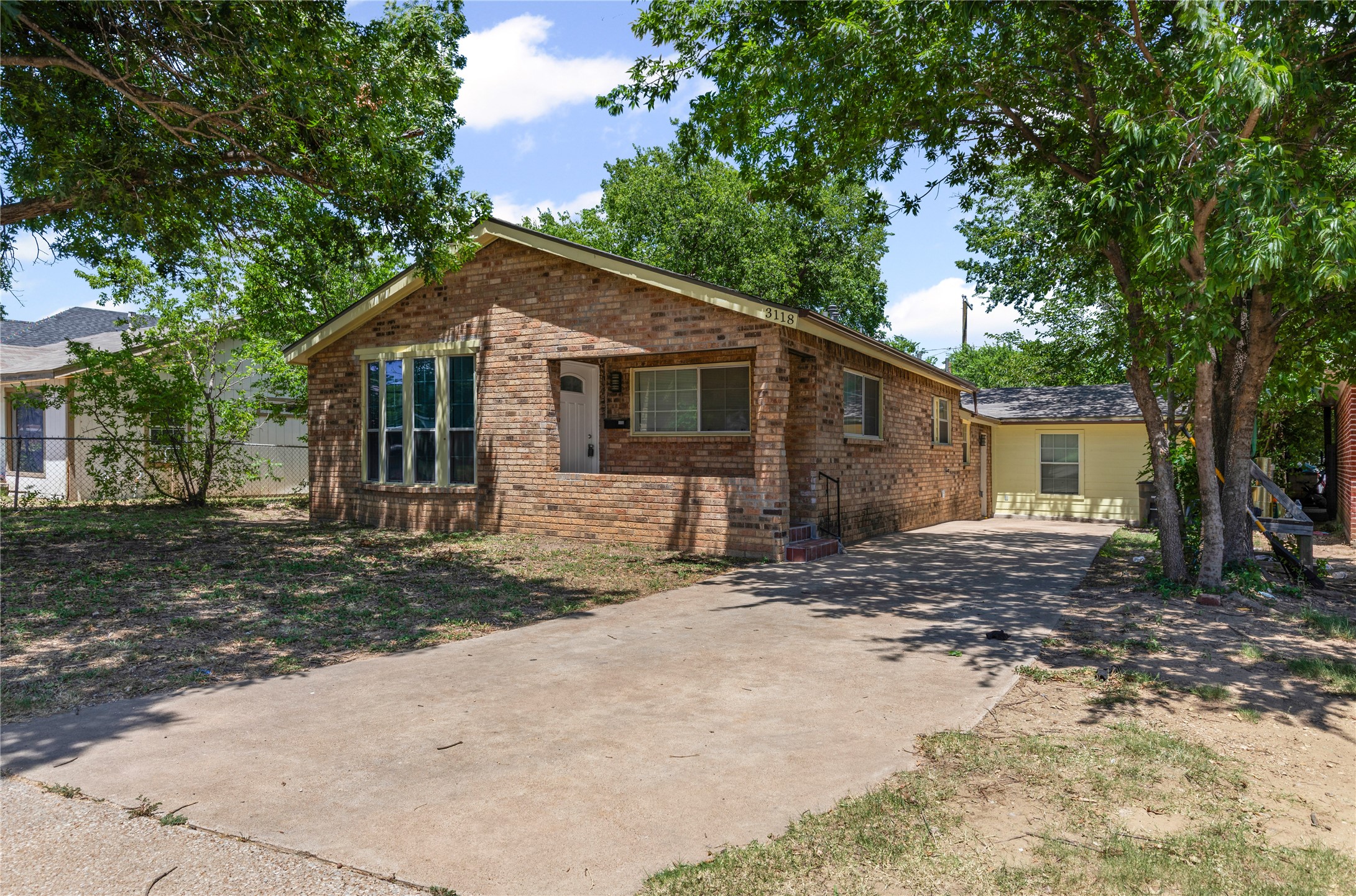 3118 Ross Avenue Fort Worth TX 76106