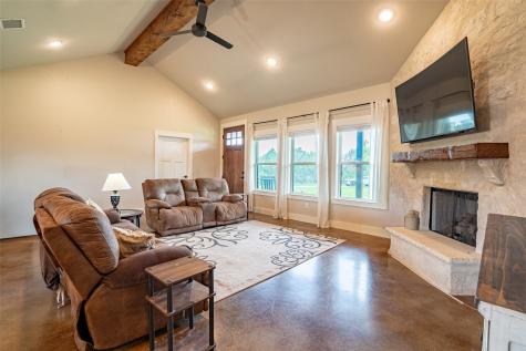 1260 Private Road 1656 Stephenville TX 76401