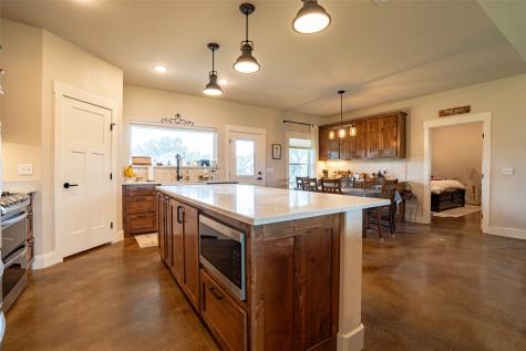 1260 Private Road 1656 Stephenville TX 76401