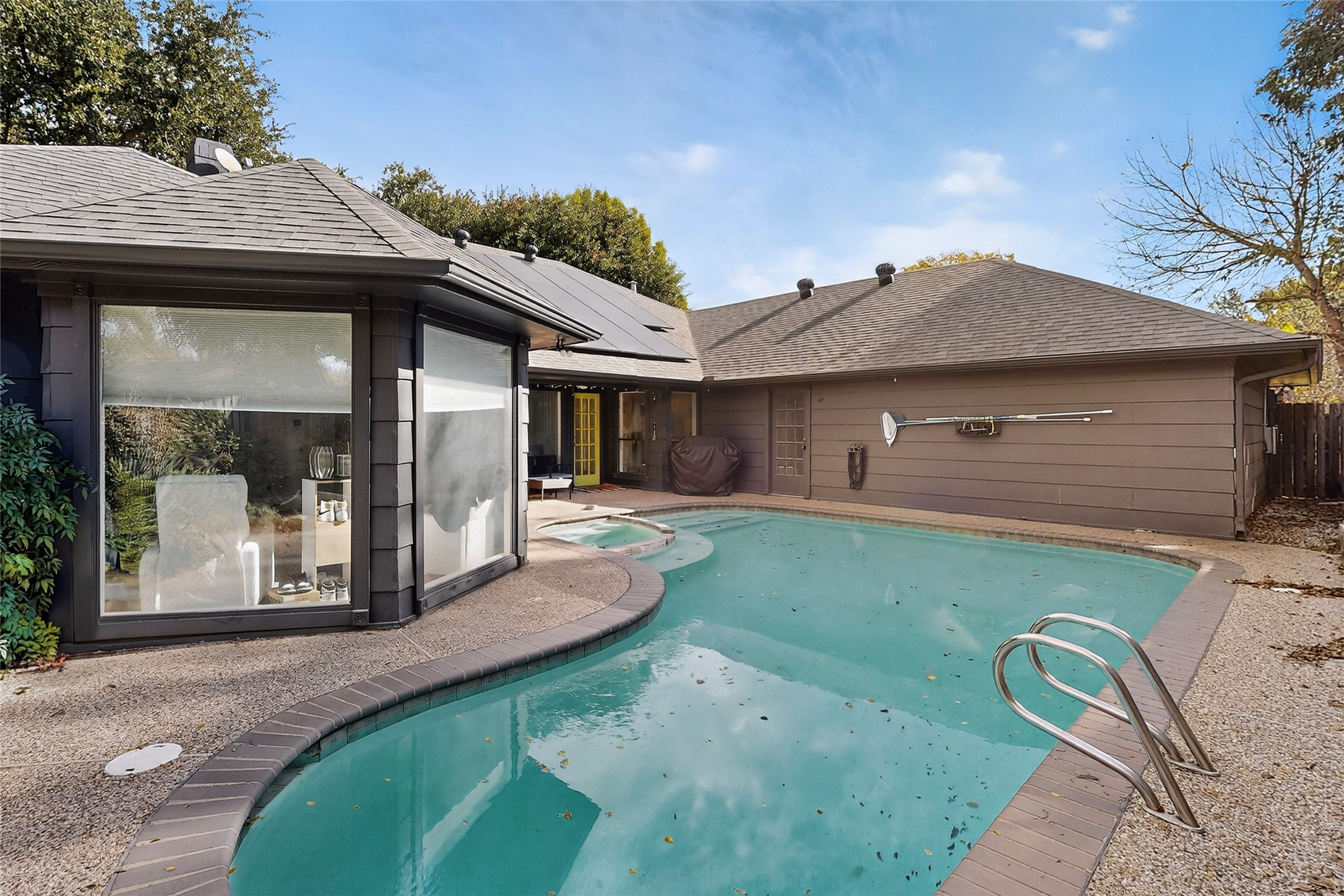 3900 N Shadycreek Drive Arlington TX 76013