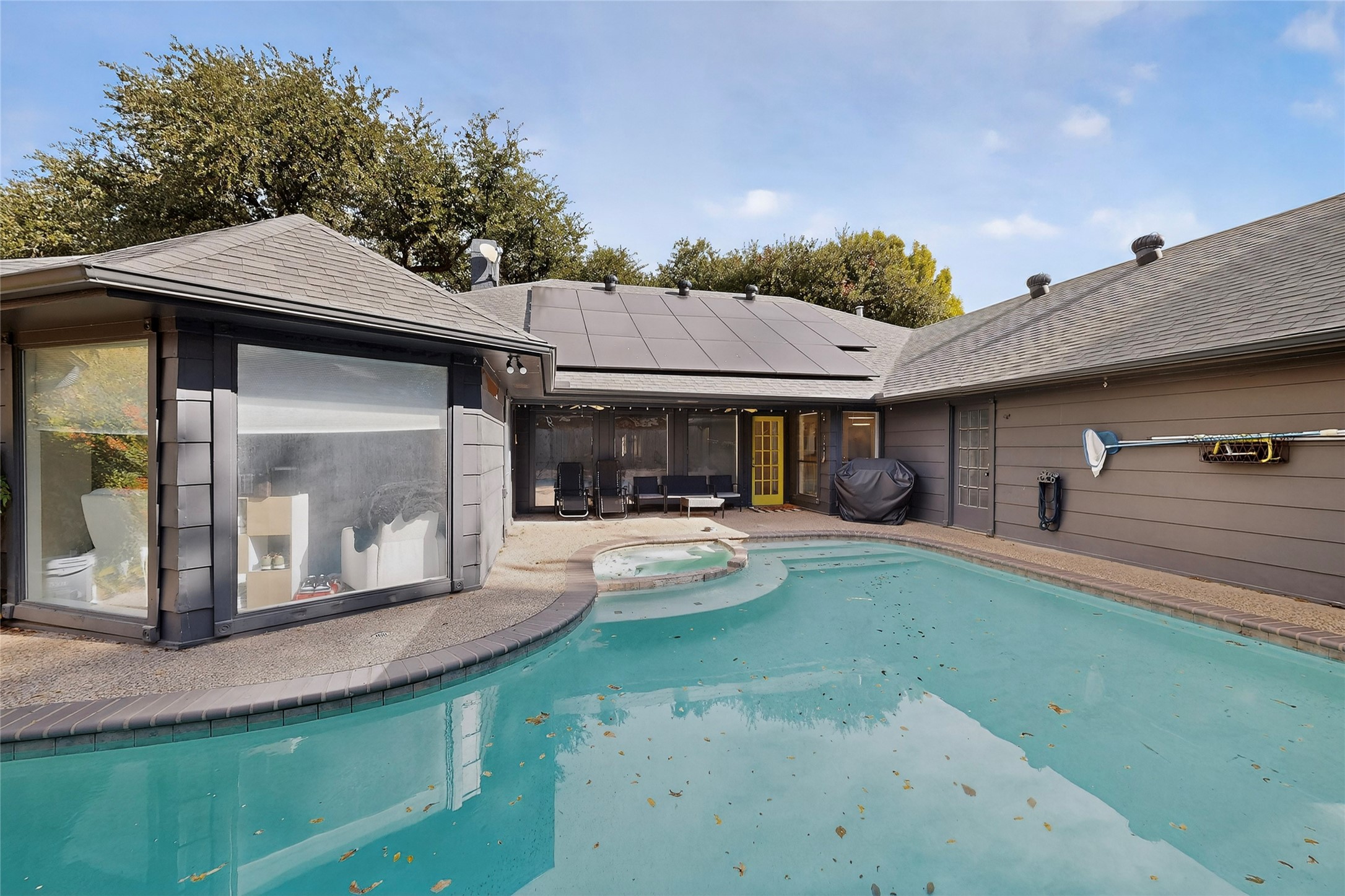 3900 N Shadycreek Drive Arlington TX 76013