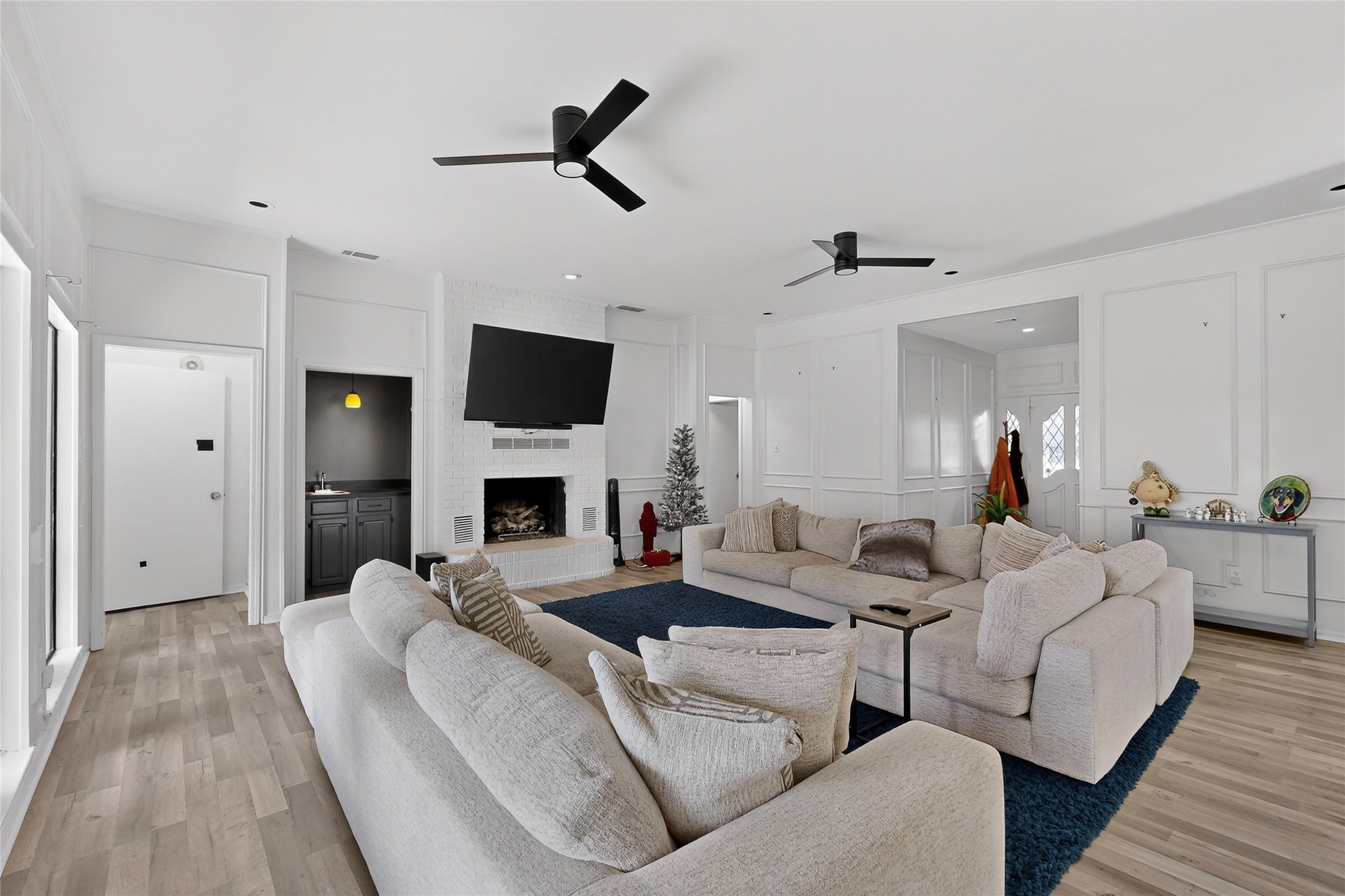3900 N Shadycreek Drive Arlington TX 76013