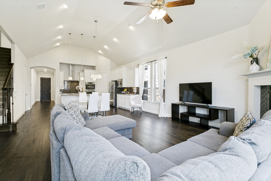 7906 Gulfstream Lane Irving TX 75063