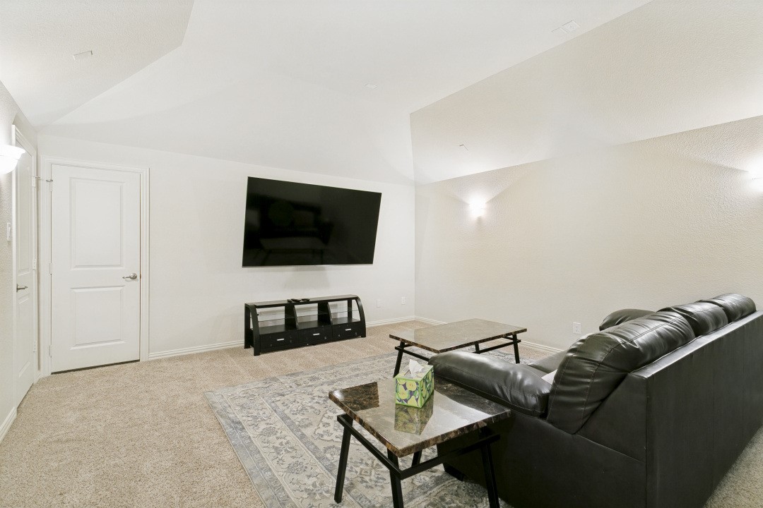 7906 Gulfstream Lane Irving TX 75063