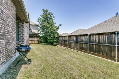 7906 Gulfstream Lane Irving TX 75063
