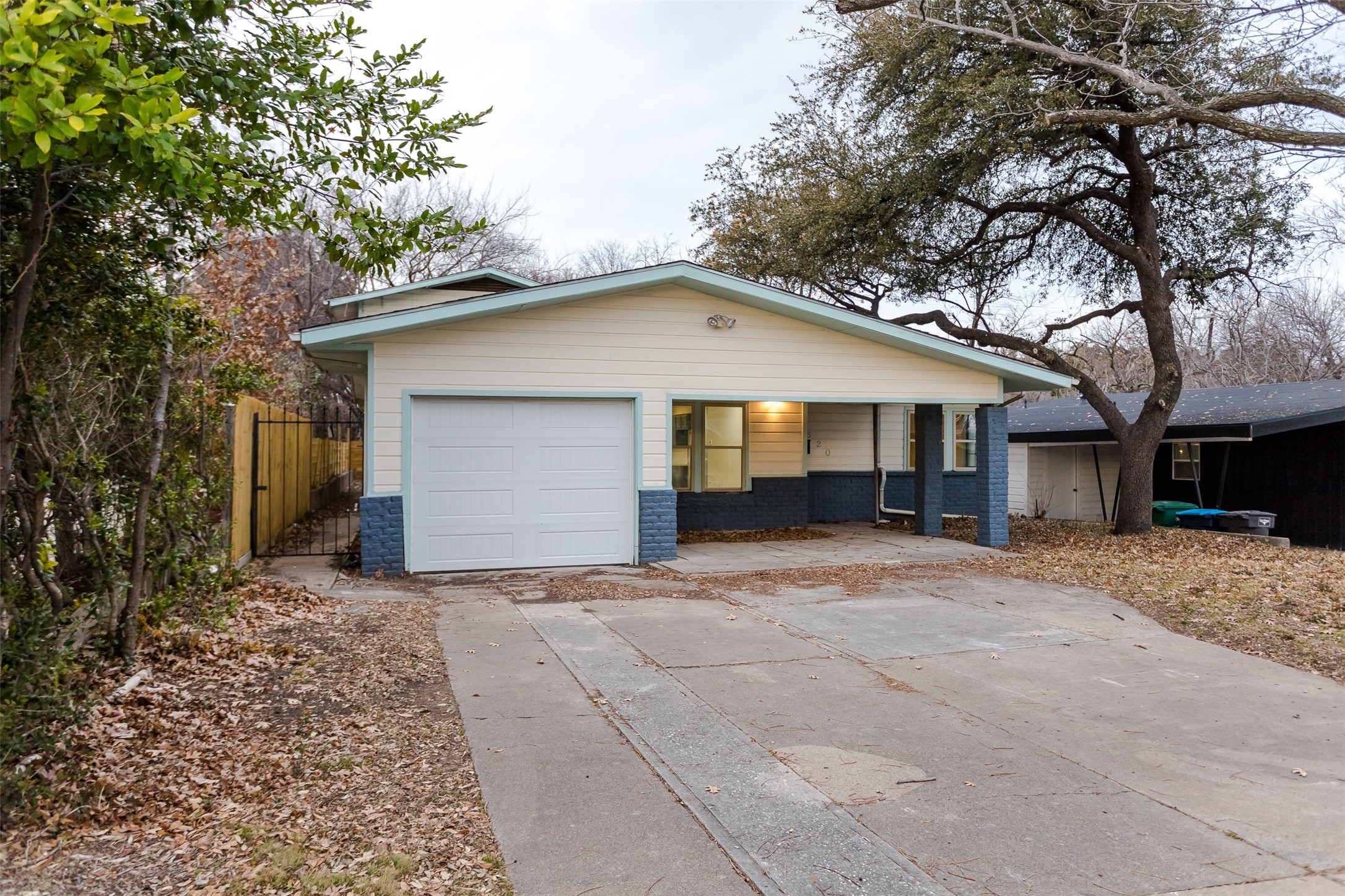 4520 Geddes Avenue Fort Worth TX 76107