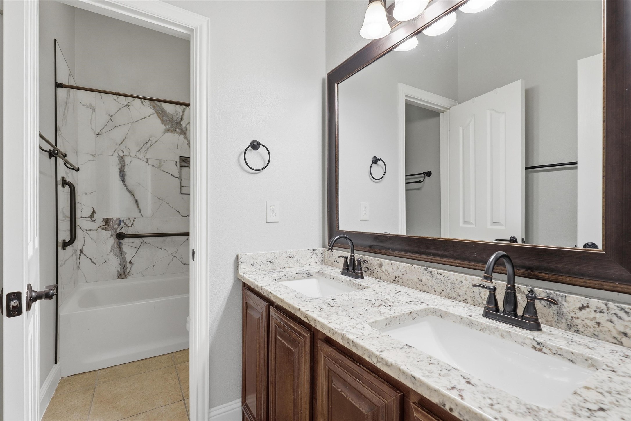 5224 Smokey Ridge Drive Fort Worth TX 76123