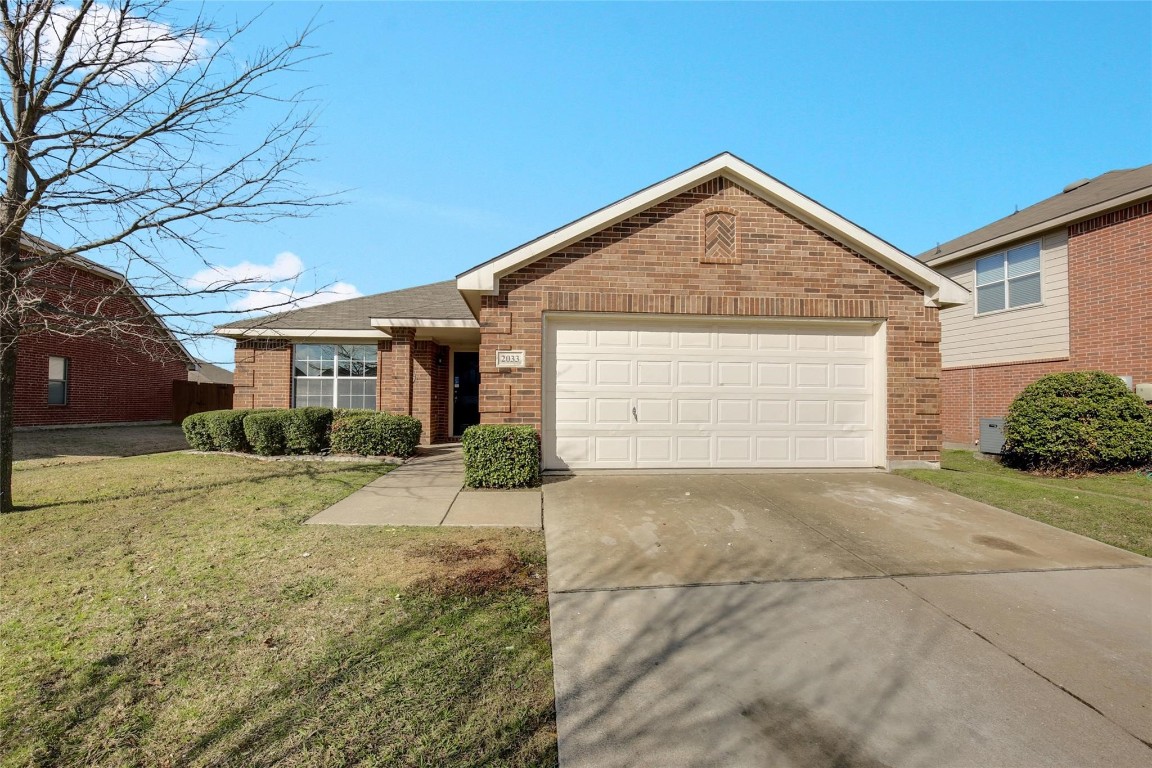 2033 Kings Forest Drive Heartland TX 75126