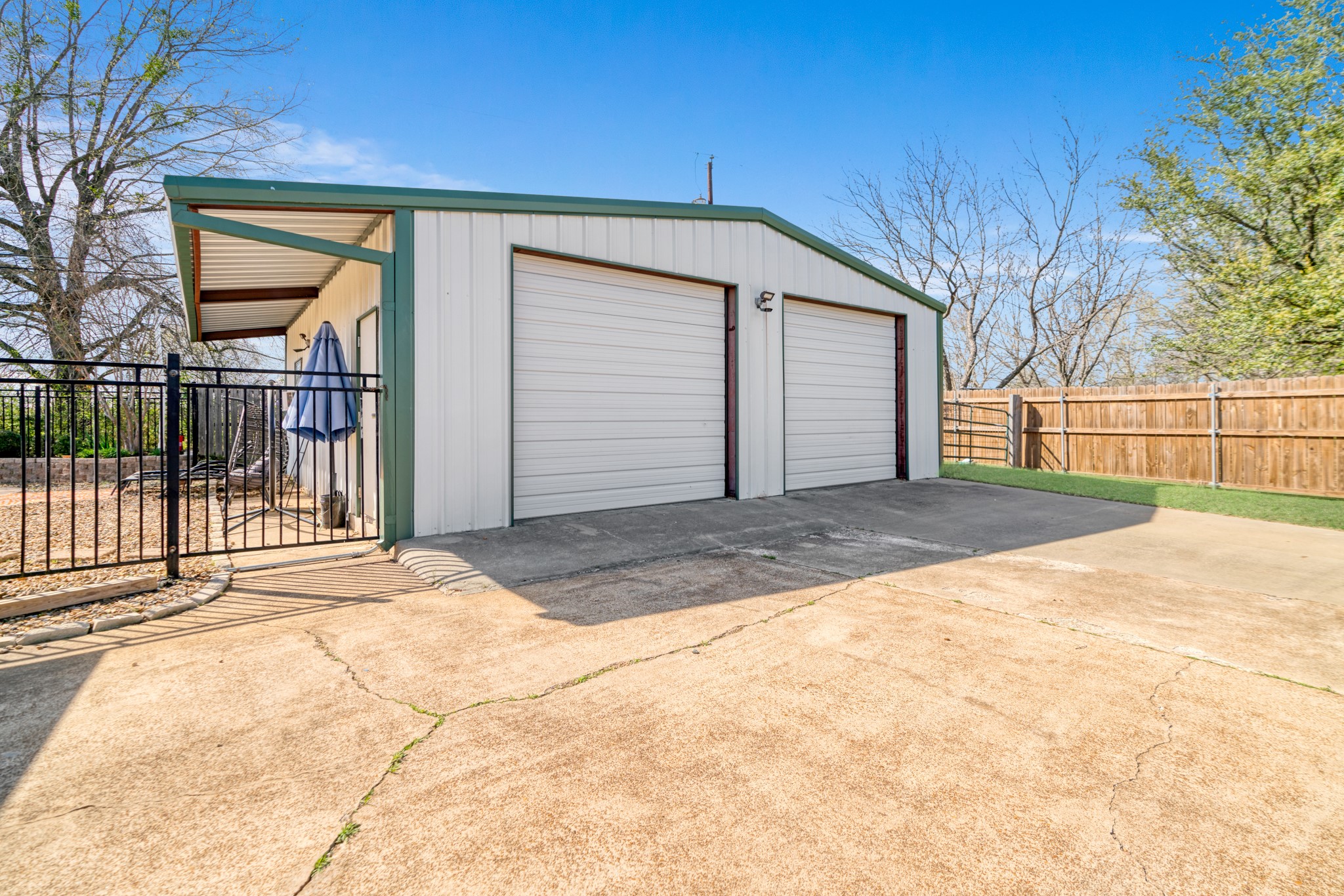 420 39th Street SE Paris TX 75460