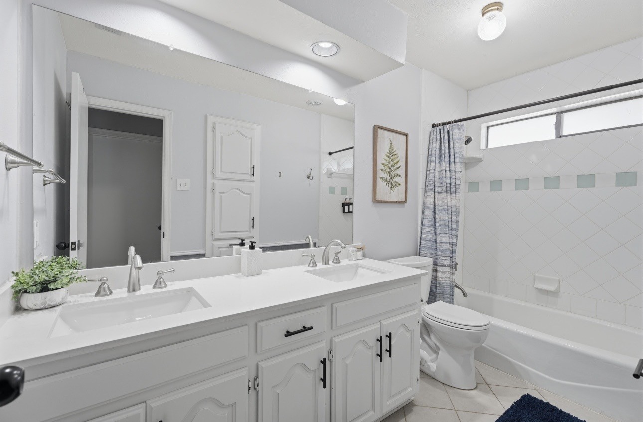 2109 Marin Carrollton TX 75006