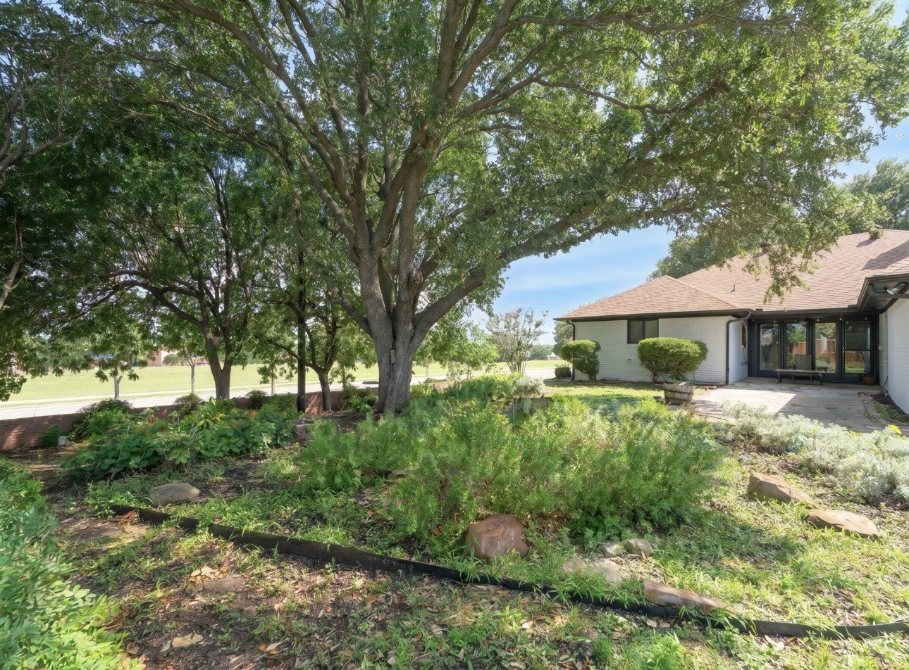 2109 Marin Carrollton TX 75006