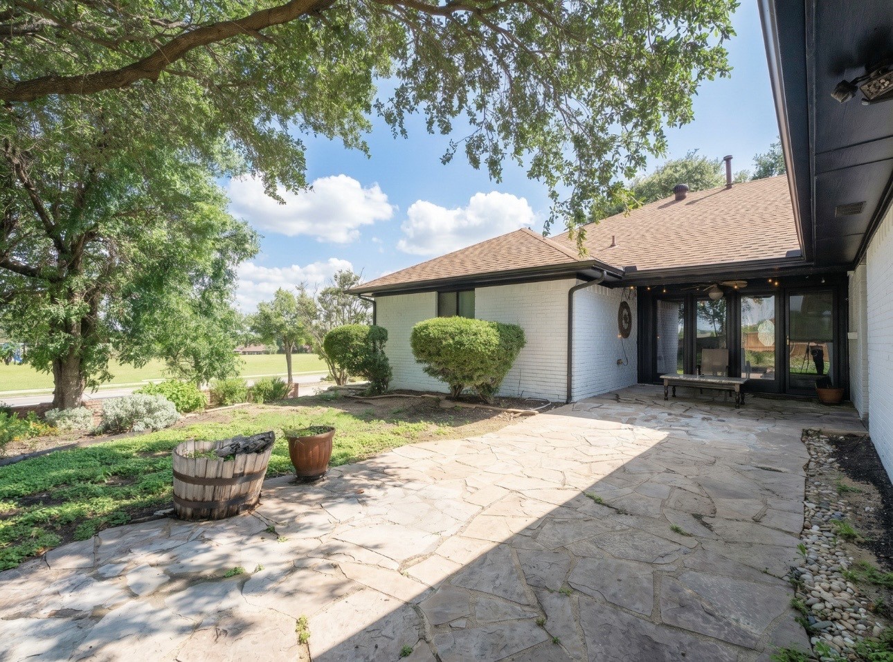 2109 Marin Carrollton TX 75006