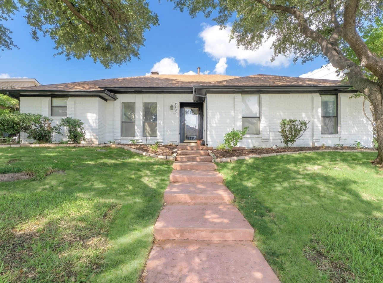 2109 Marin Carrollton TX 75006