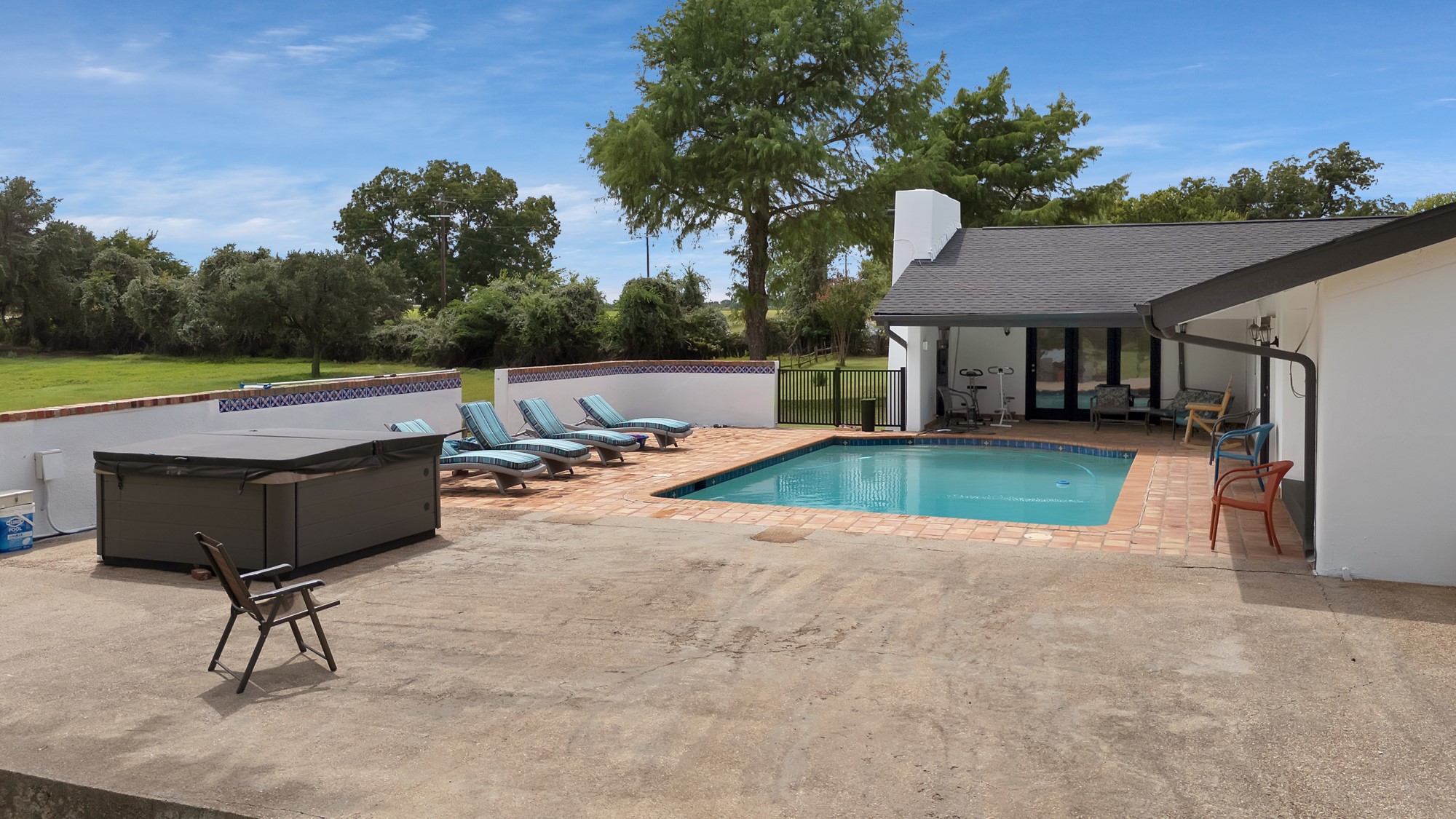 8445 S Fm 730 Boyd TX 76023