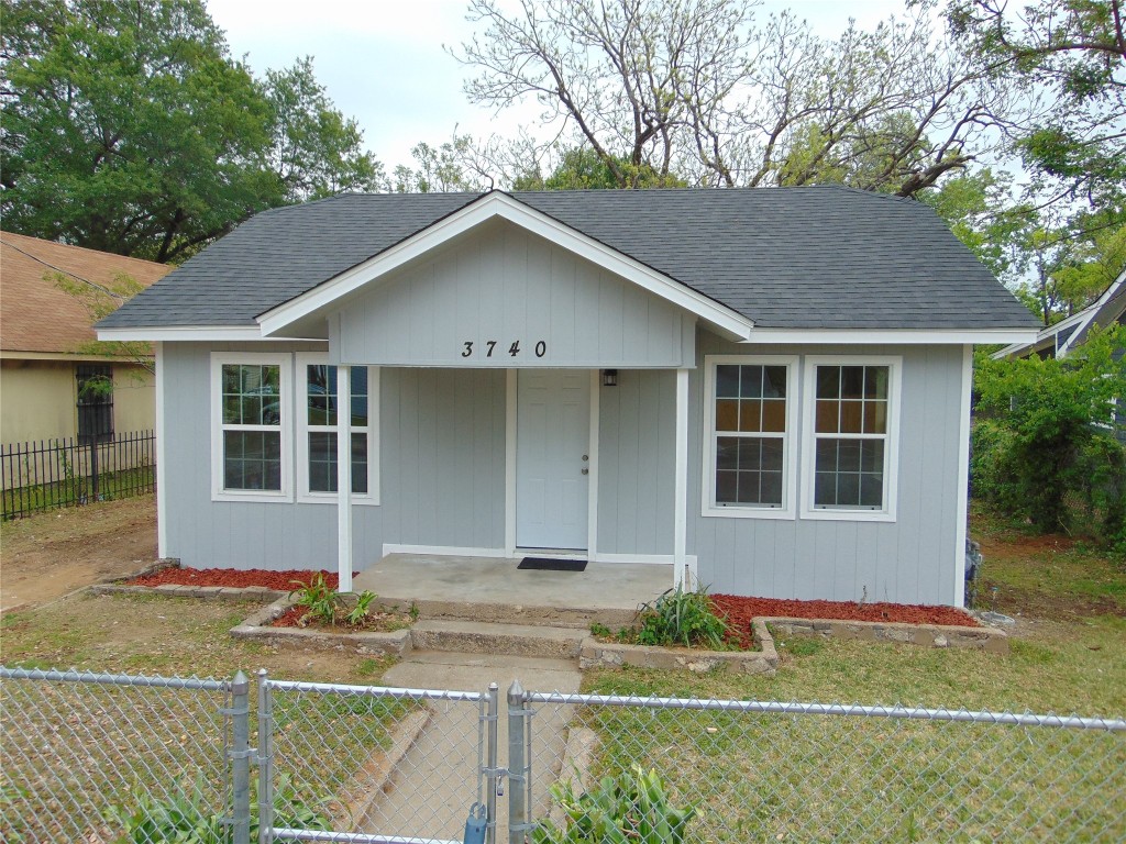 3740 Dixon Avenue Dallas TX 75210