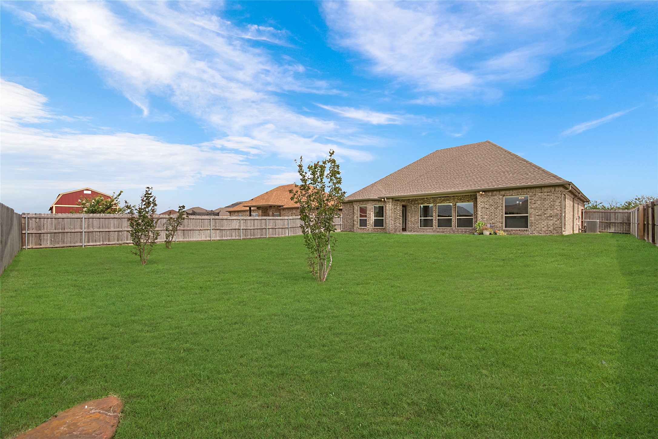 114 Oak Springs Loop Mabank TX 75147