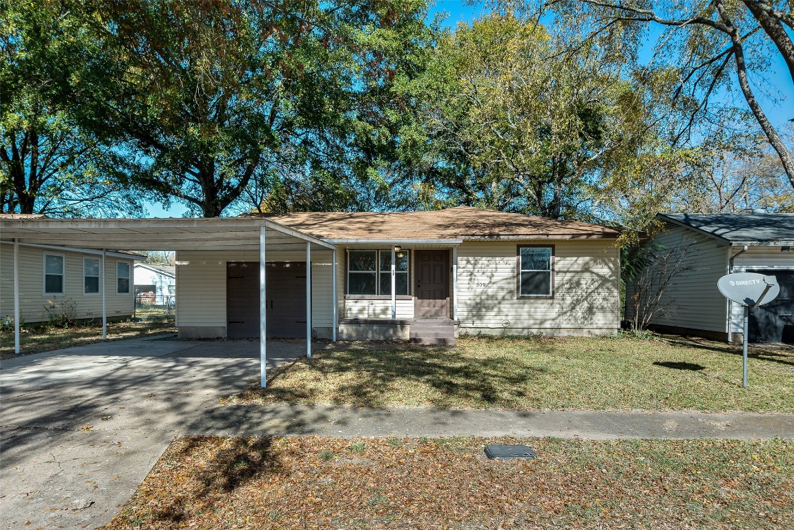 309 Boyd Loop Bonham TX 75418