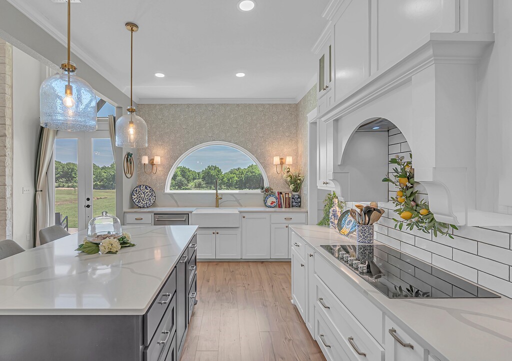 195 Rayford Drive Lorena TX 76655