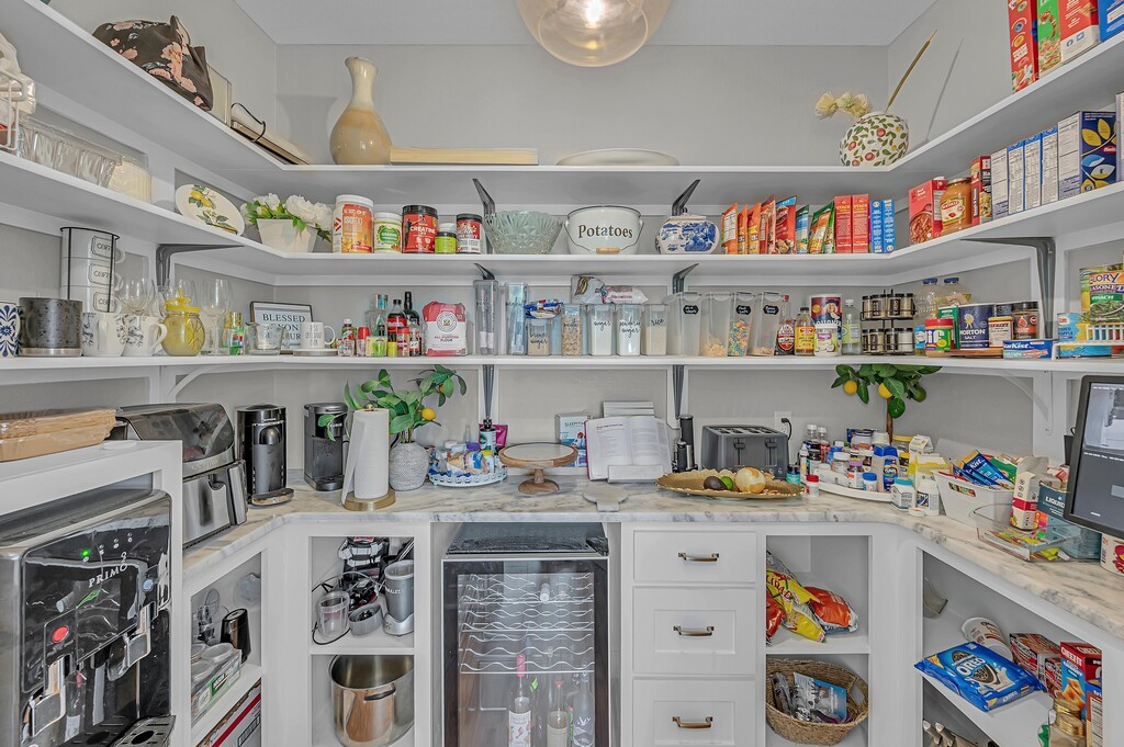 195 Rayford Drive Lorena TX 76655