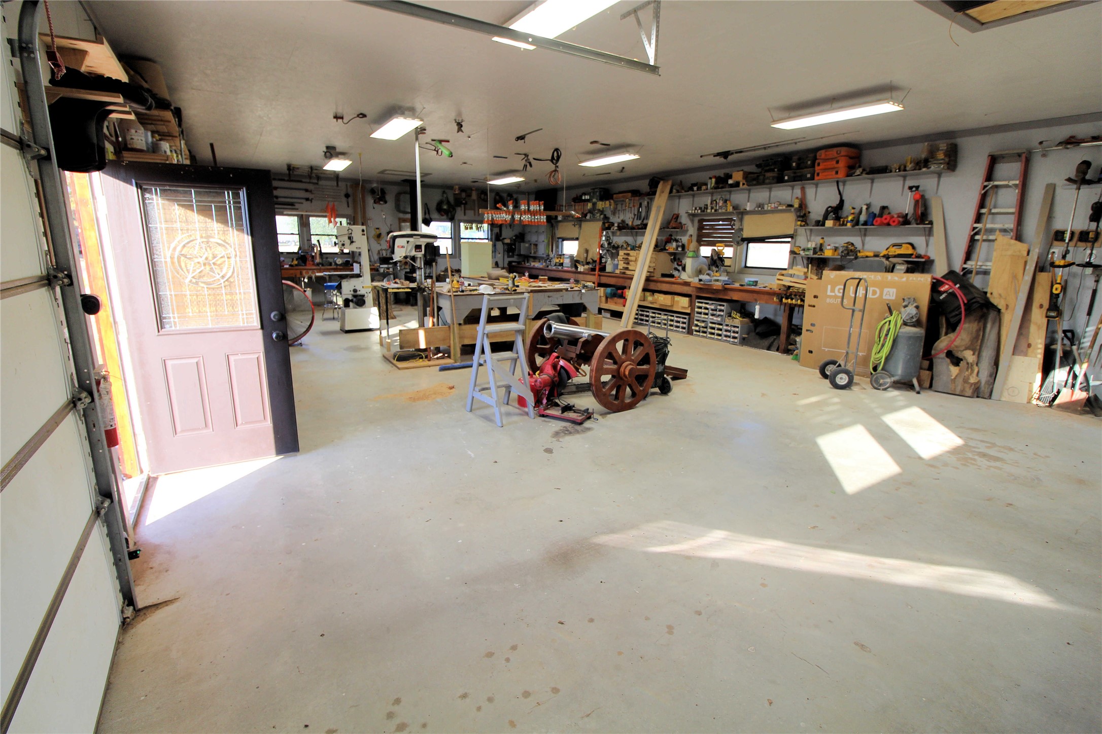 501 Fm 2960 Whitney TX 76692