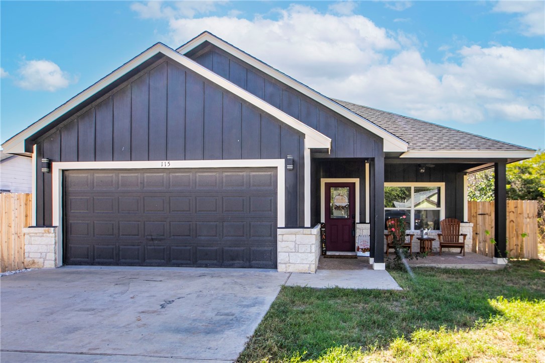 115 Hayes Street Mcgregor TX 76657