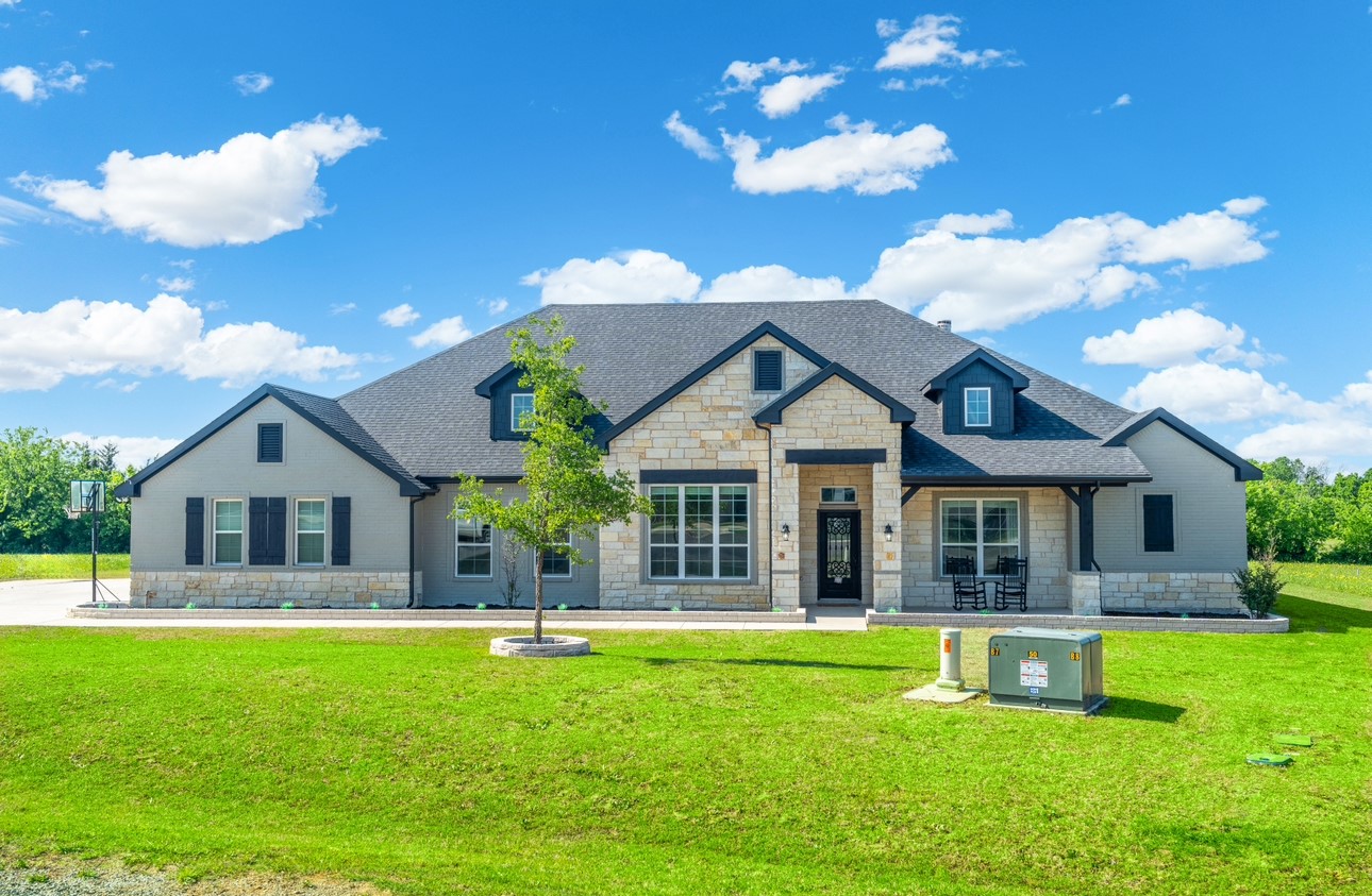 1004 Cedar Vista Drive Van Alstyne TX 75495