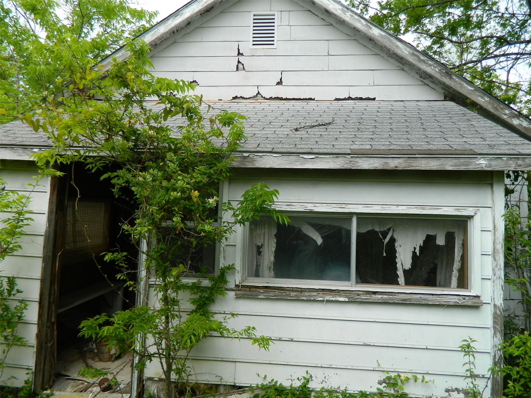 402 W Fannin Street Leonard TX 75452