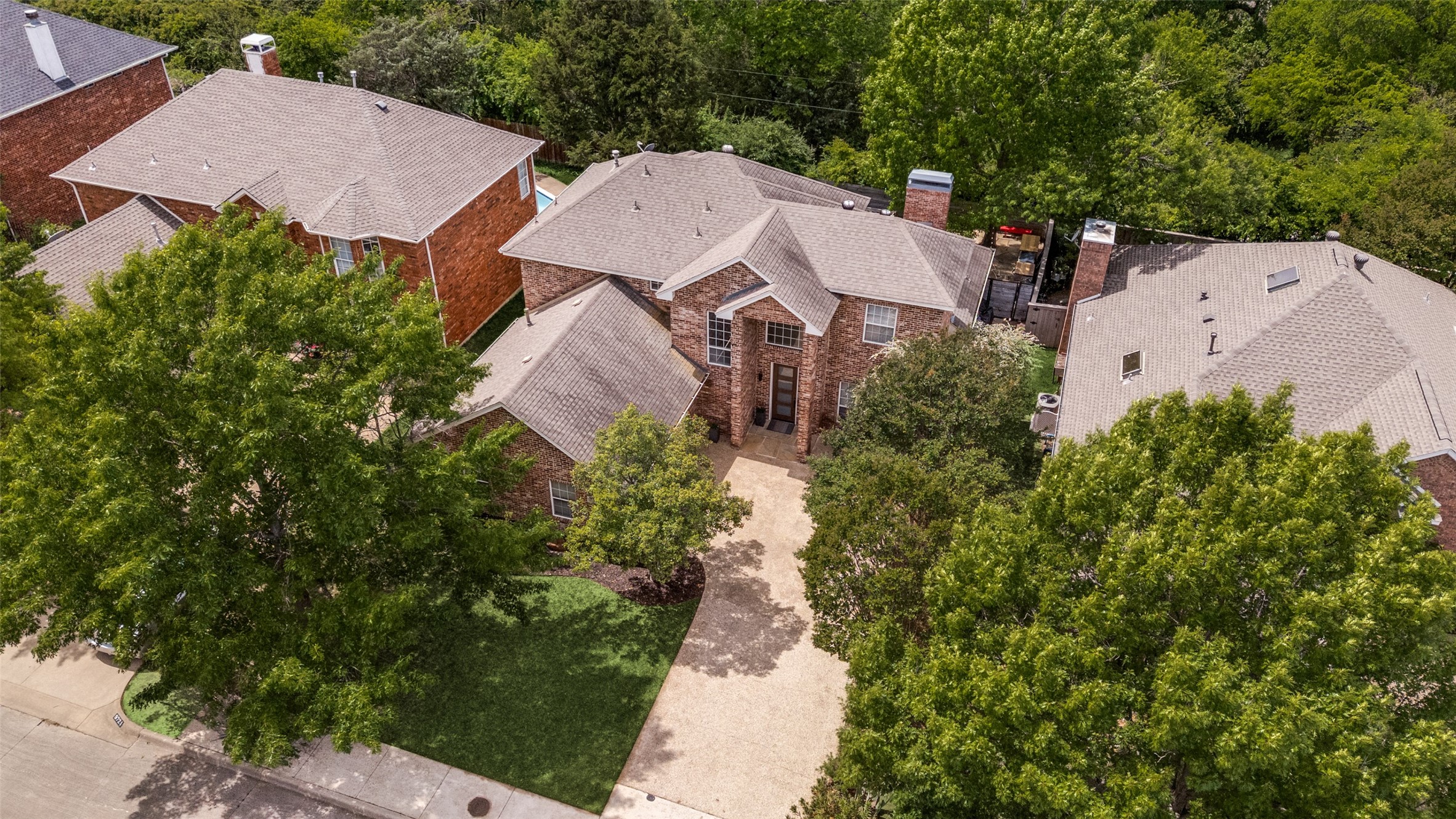 9727 Vinewood Drive Dallas TX 75228