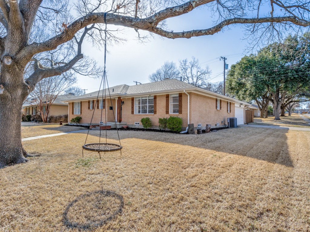 405 Saint Lukes Drive Richardson TX 75080