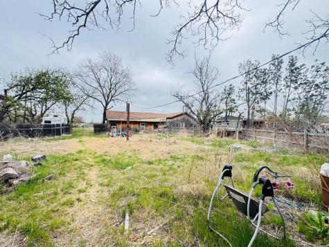 730 Warren Avenue Clyde TX 79510