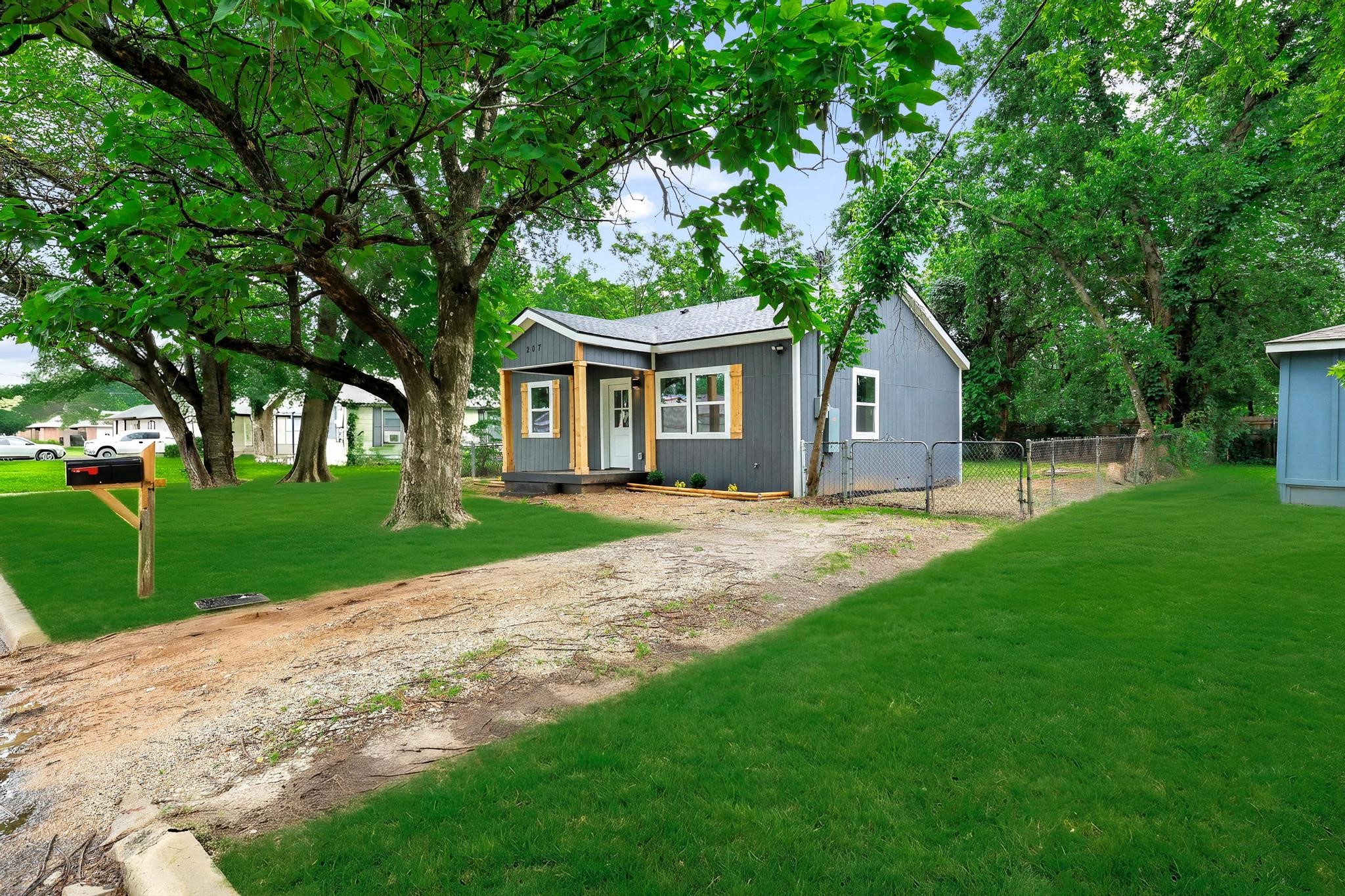 207 Pecan Street Whitesboro TX 76273