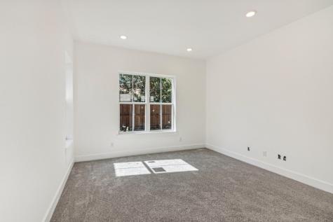 1611 Oak Street Mckinney TX 75069