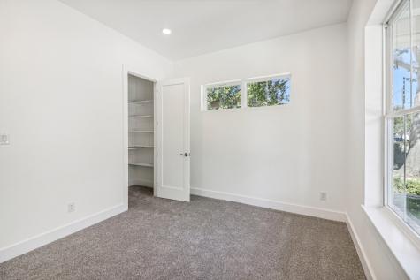 1611 Oak Street Mckinney TX 75069