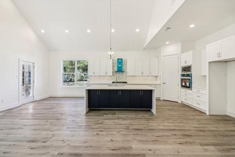 1611 Oak Street Mckinney TX 75069