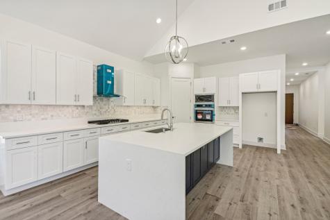 1611 Oak Street Mckinney TX 75069