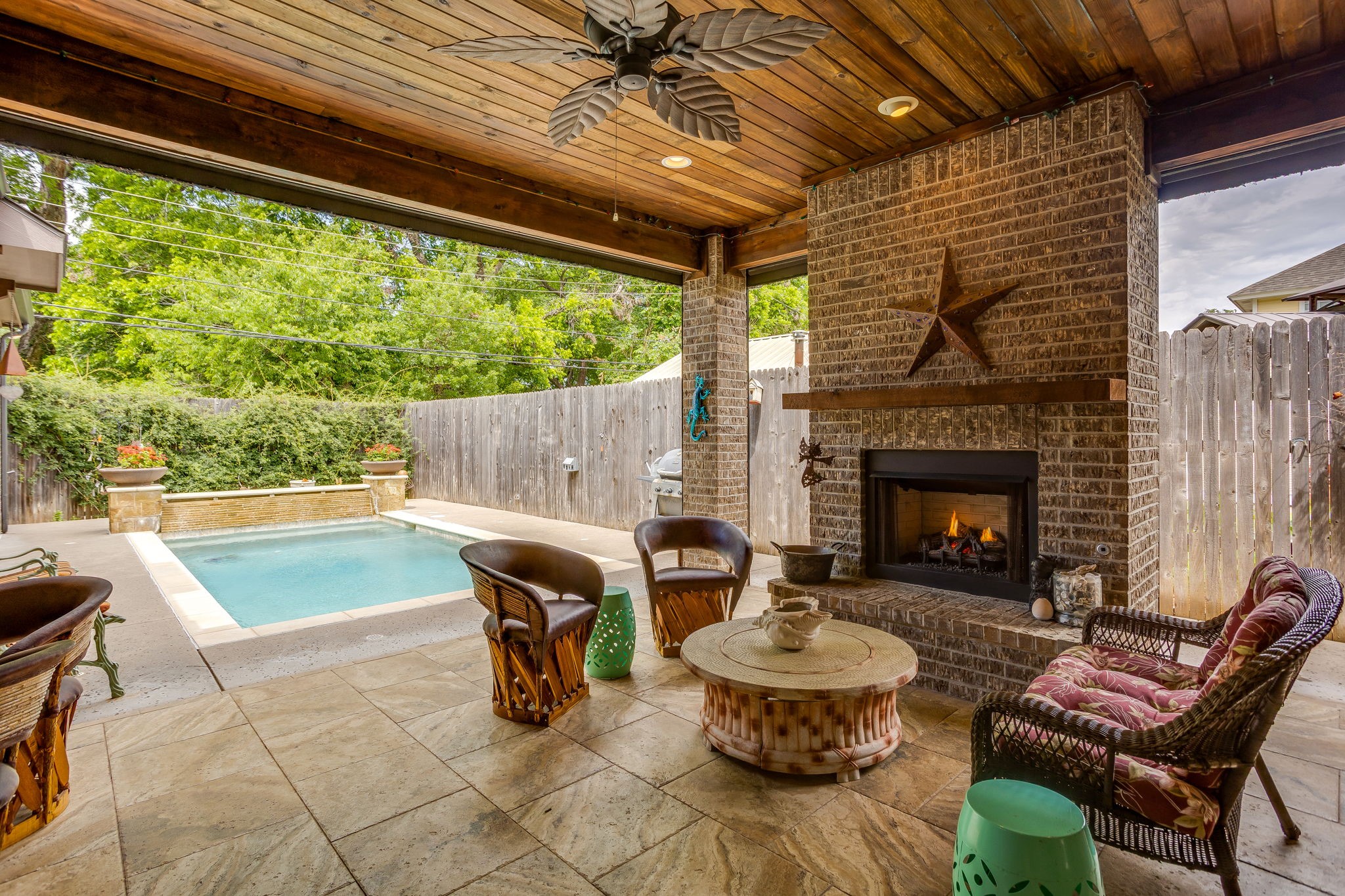 3318 W 5th Street Fort Worth TX 76107