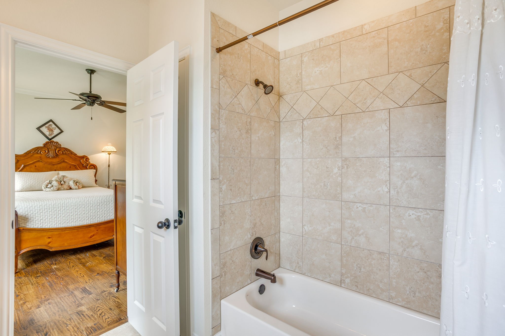 3318 W 5th Street Fort Worth TX 76107