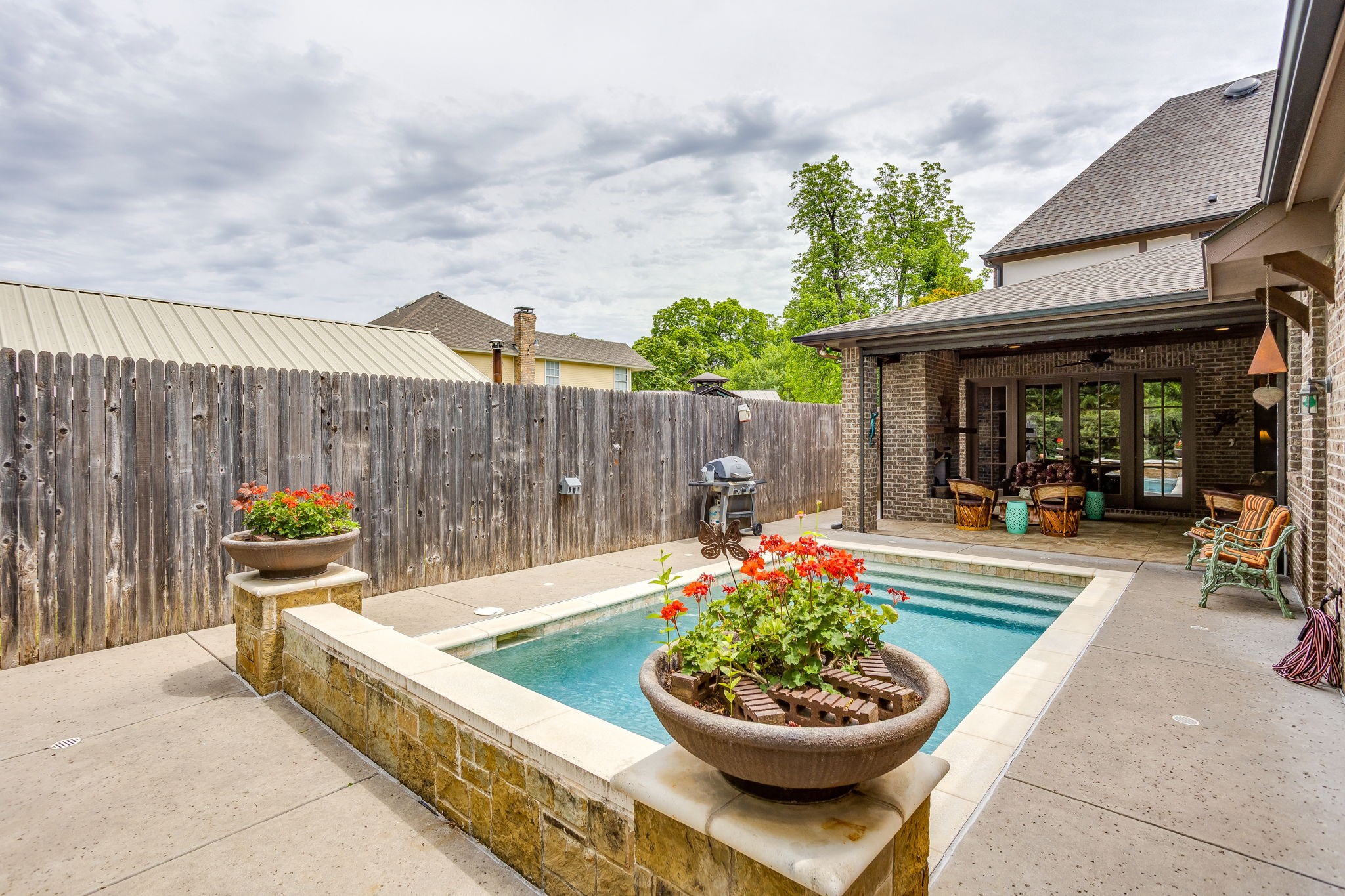 3318 W 5th Street Fort Worth TX 76107