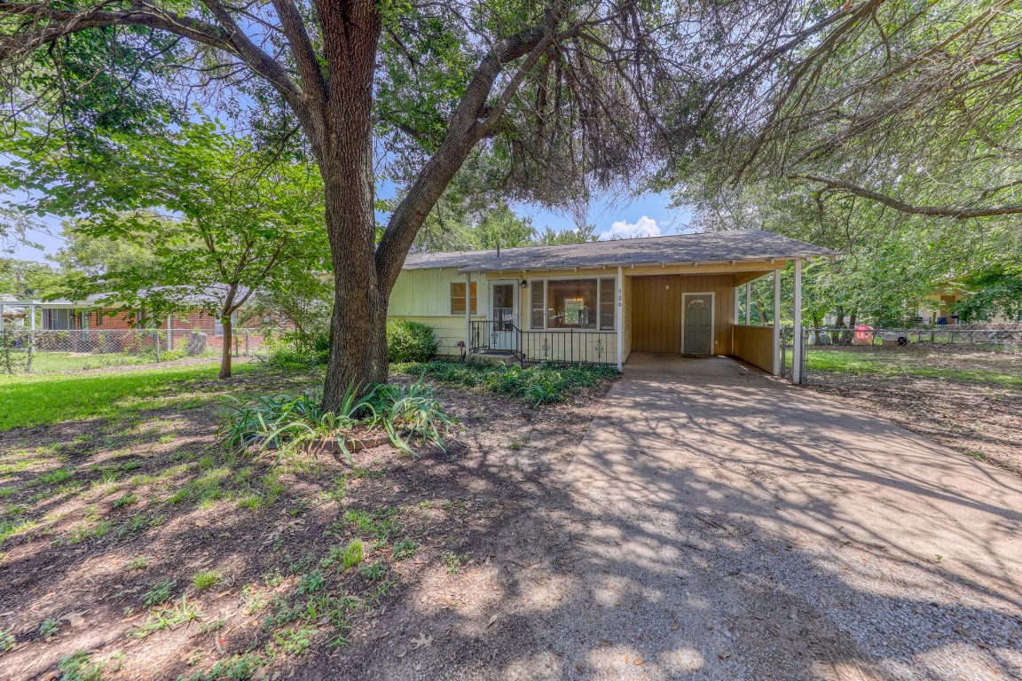 506 Chilton Street Weatherford TX 76086